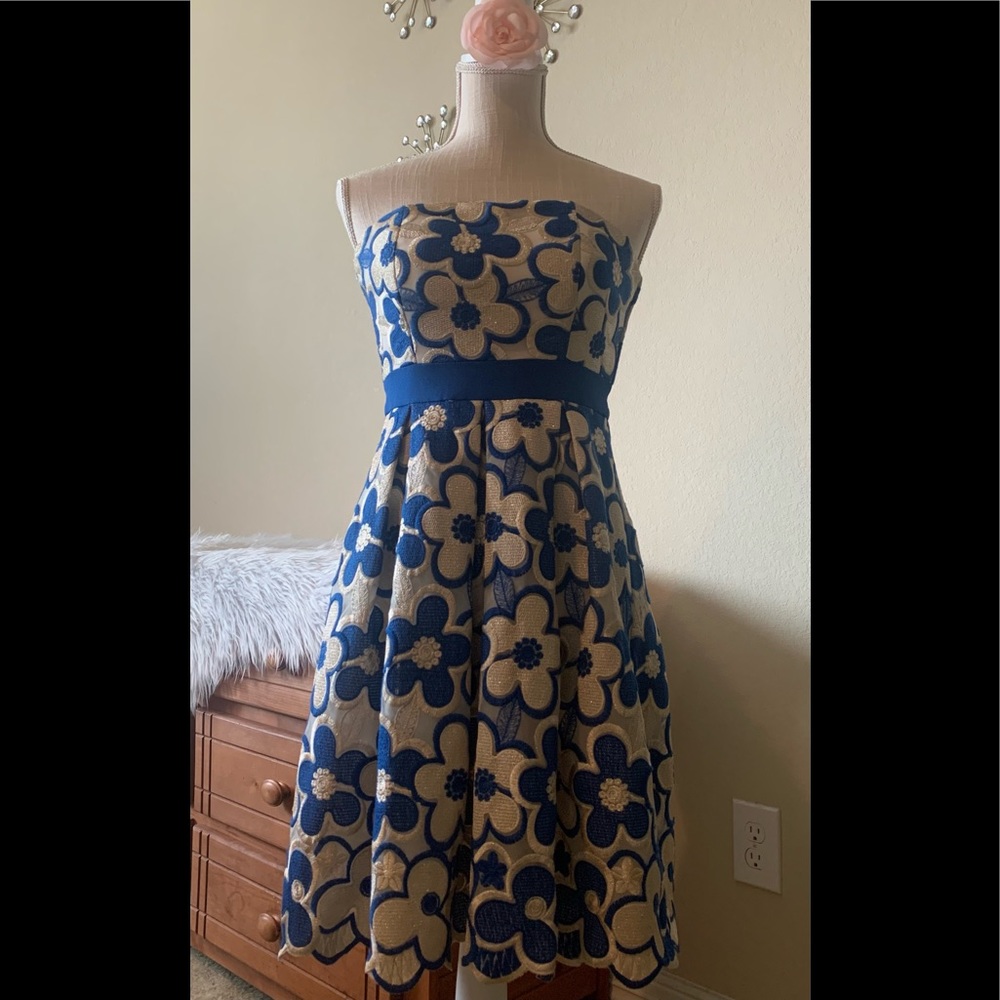 Strapless floral lace dress